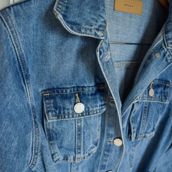 Blank NYC denim jacket with belt - Picture 3 of 8